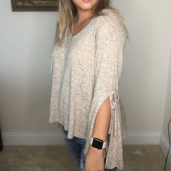 american eagle top - Picture 2 of 4